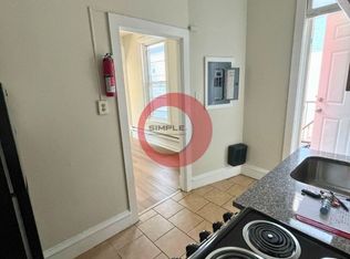 136 N 4th St #2R, Reading, PA 19601