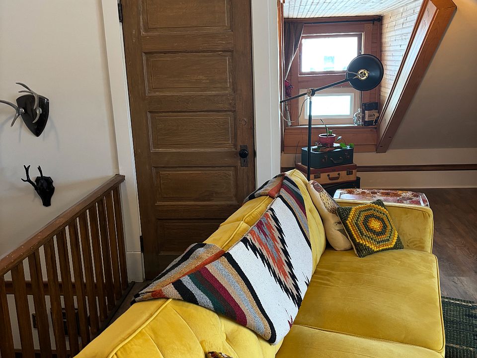 Living room.