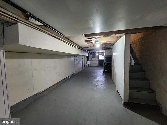 2nd image of 409 S Mount St