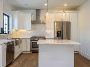 2120 Staunton Ct, Palo Alto, CA 94306