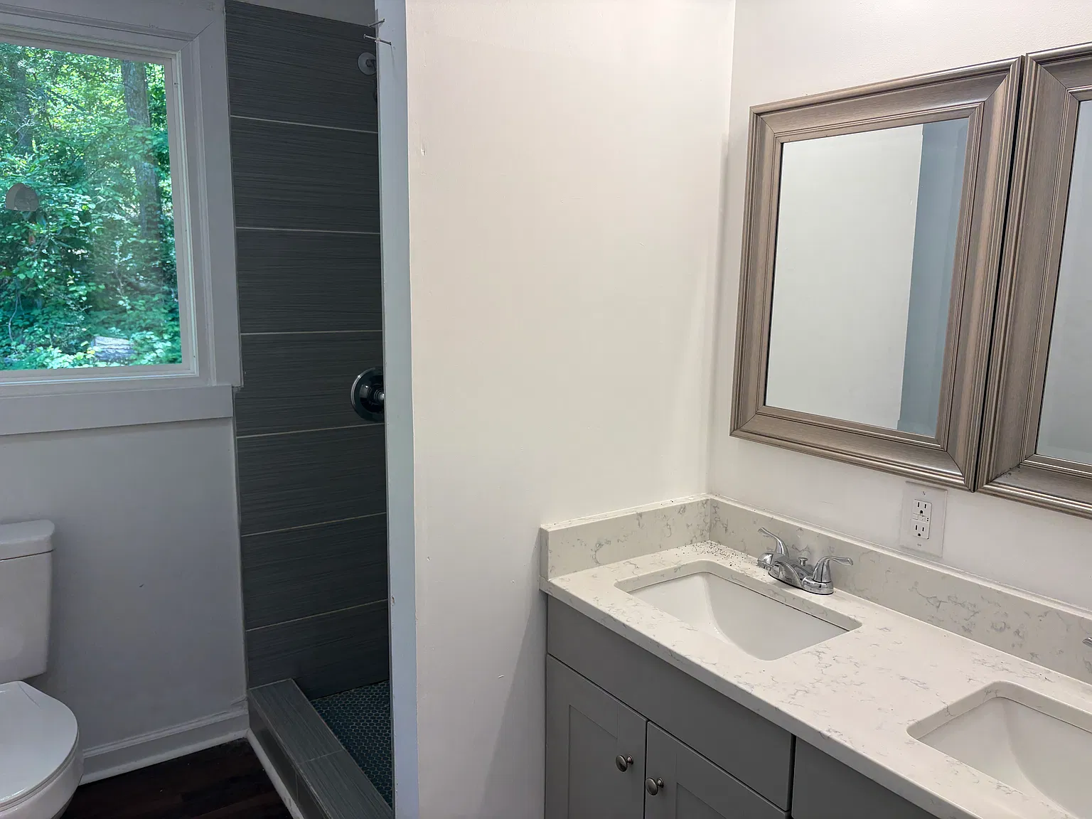 3 bed, 1300 sqft, $1,795 — Photo 2