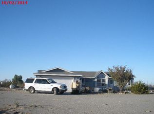 4766 Bluegrass Dr, Phelan, CA 92371