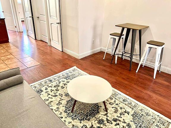 5th image of 1100 Bedford Ave APT 1
