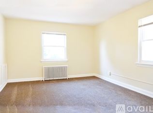 55 Forrester St SW APT 4, Washington, DC 20032