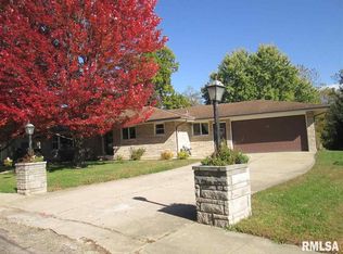 110 Donald Ct, East Peoria, IL 61611