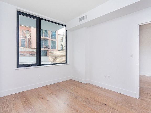 4th image of 69 E 125th St APT 3E