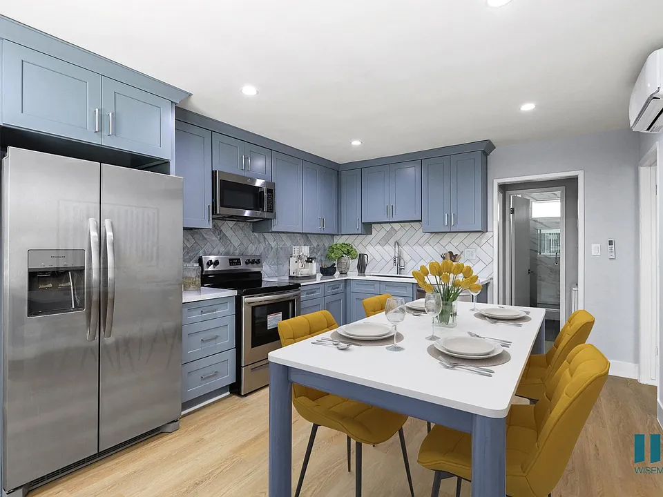 Open-Concept Kitchen and Dining Room