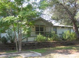 324 Oak Ridge St, Ingram, TX 78025