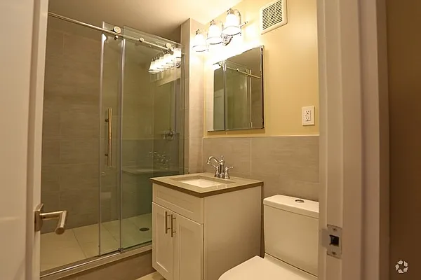 Rented by PWV Acquisitions | media 18