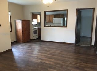 928 E 7th Ave, Mitchell, SD 57301