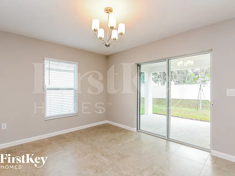 449 Earhart Dr — Photo 5