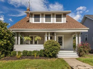 208 Crestview Rd, Columbus, OH 43202