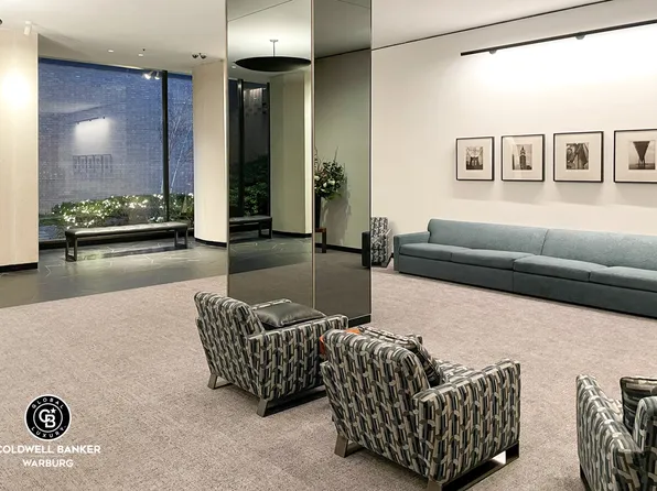 190 East 72nd Street image 15 of 18