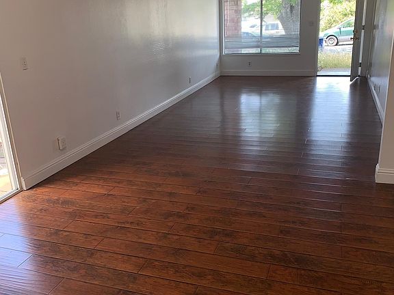 3rd image of 6821 Barbara Lee Cir