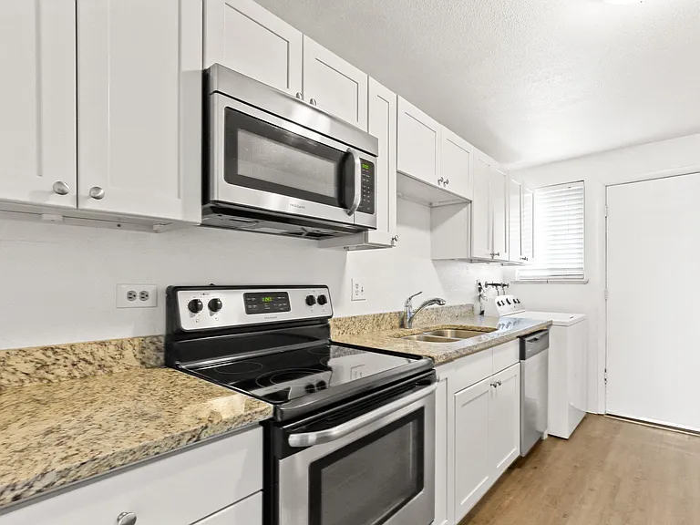 1115 Rosemary St — Photo 23