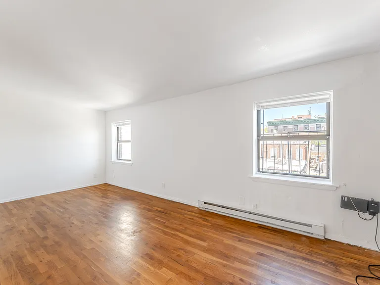 5-47 51st Ave #4 — Photo 6