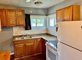 869-871 Derrer Rd, Columbus, OH 43204