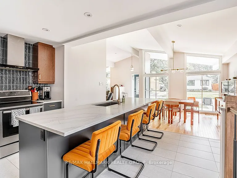 199 Lennox Park Ave — Photo 15