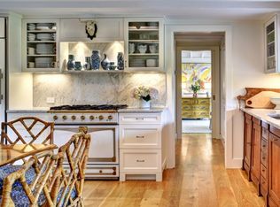 13 Jobs Ln, Bridgehampton, NY 11976