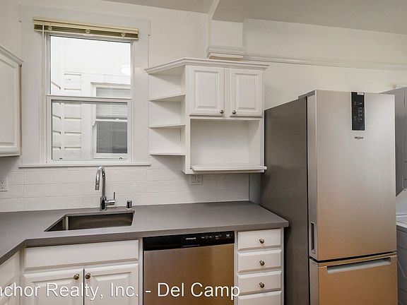 5th image of 2755 Webster St APT 11