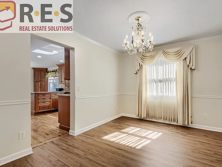 6346 S Jersey Ct — Photo 3
