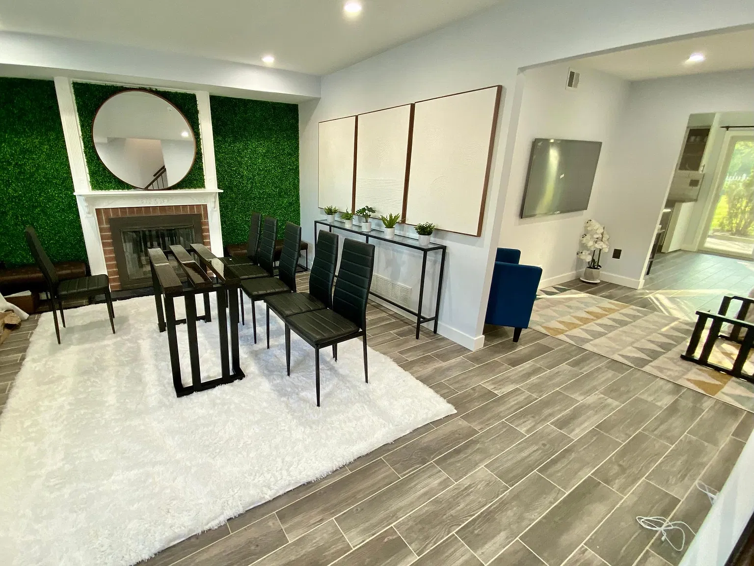 120 Clemens Ct — Photo 4