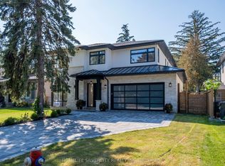 1610 Kenmuir Ave, Mississauga, ON L5G 4B5