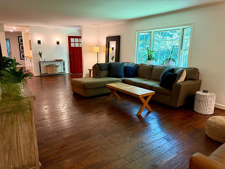 120 Overlook Rd — Photo 2