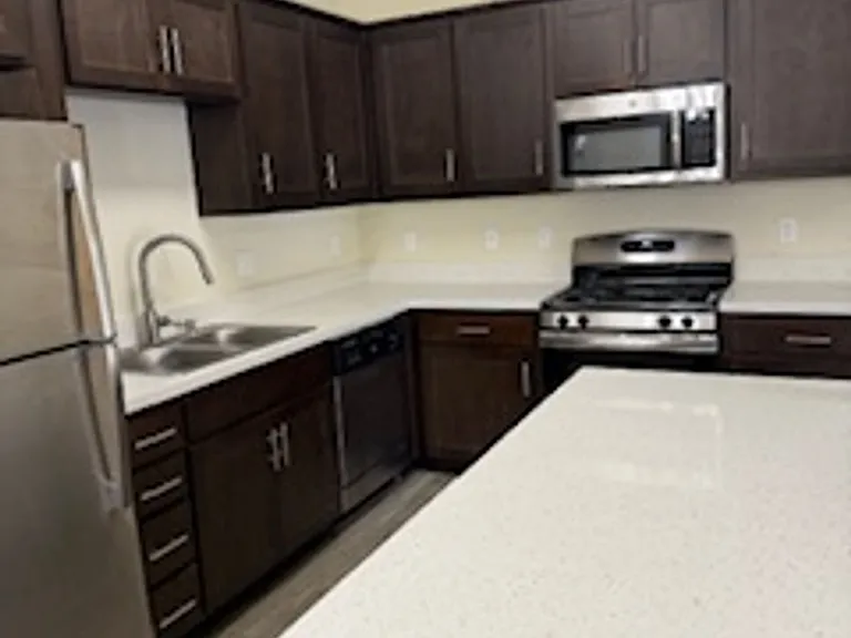 Luxe Ripon Apartments — Photo 16