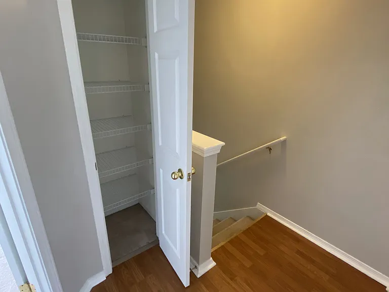 137 Fairgreen St — Photo 13