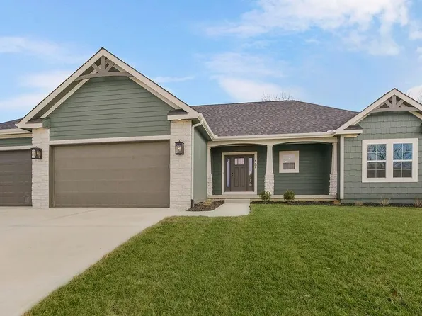 2305 Larkspur Ln, Kearney, MO 64060