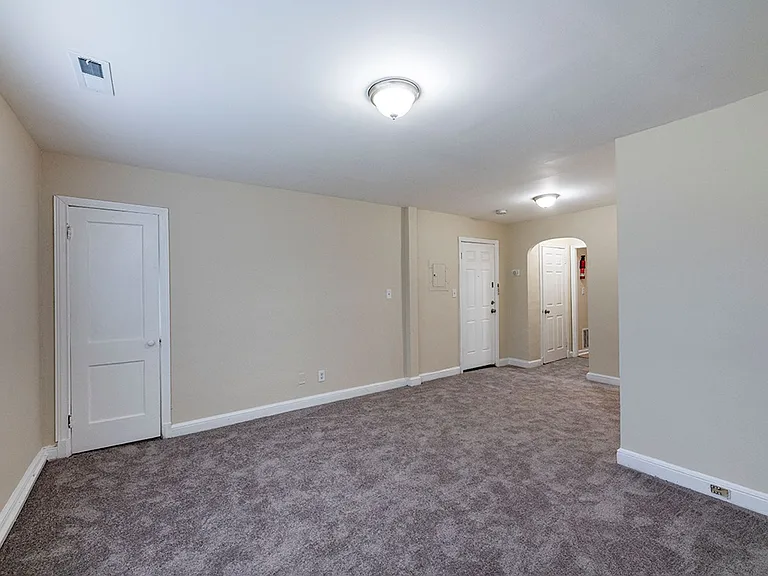 351 Parkland Pl SE — Photo 6