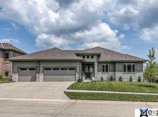 19614 Decatur St, Elkhorn, NE 68022