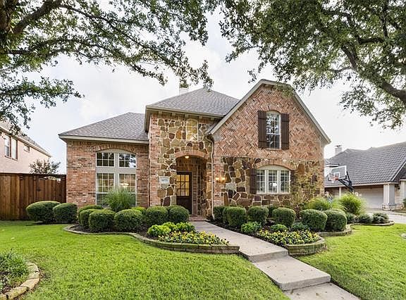 3rd image of 1653 McGee Ln