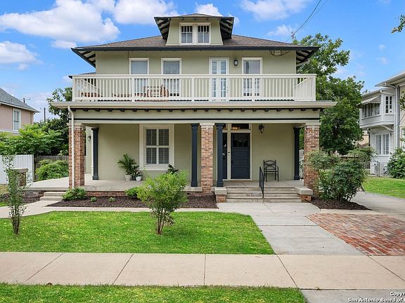 2nd image of 206 W WOODLAWN AVE