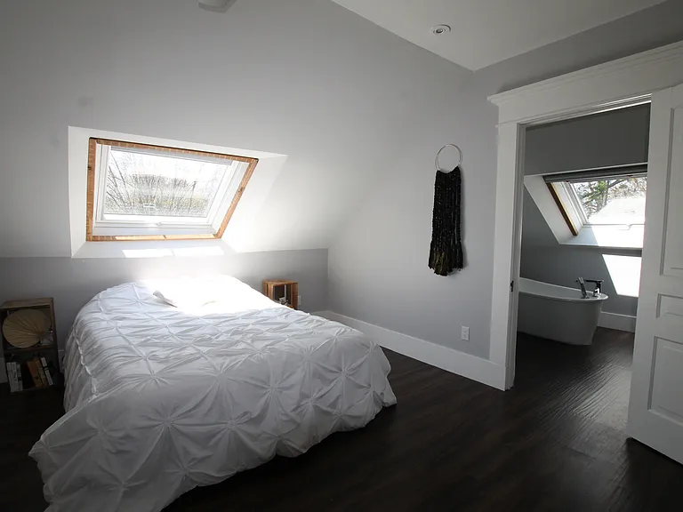 211 Paisley St #A — Photo 11