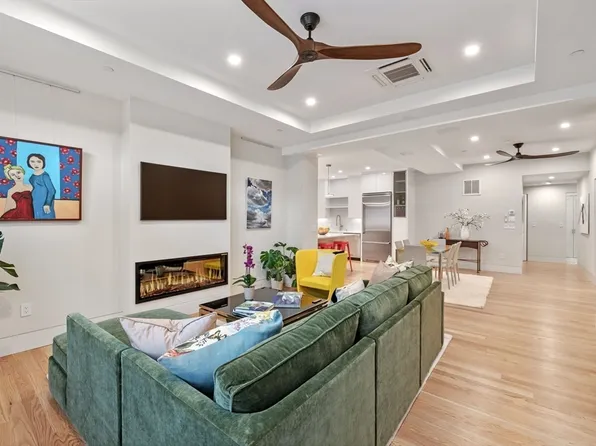 950 Massachusetts Ave #C3b, Cambridge, MA 02139