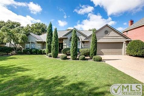 1st image of 1117 Ashford Ln