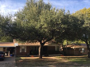 6911 Glen Hills Rd, Richland Hills, TX 76118