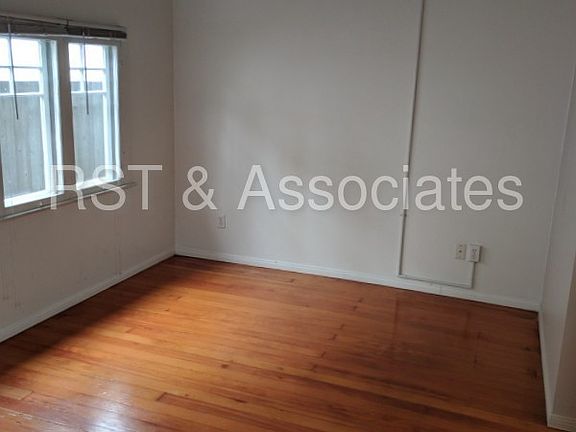 4th image of 553 Grand Blvd
