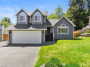 4054 SE Saxon Ct, Pt Orchard, WA