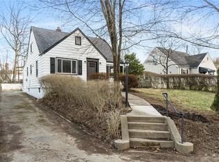 241 Delaware Dr, Glenshaw, PA 15116