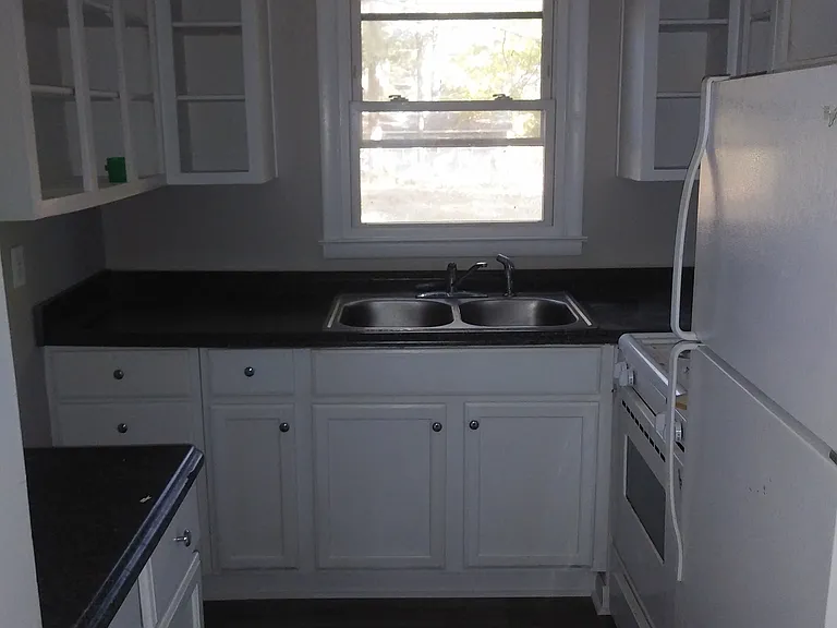 2371 Brackett St SW — Photo 7