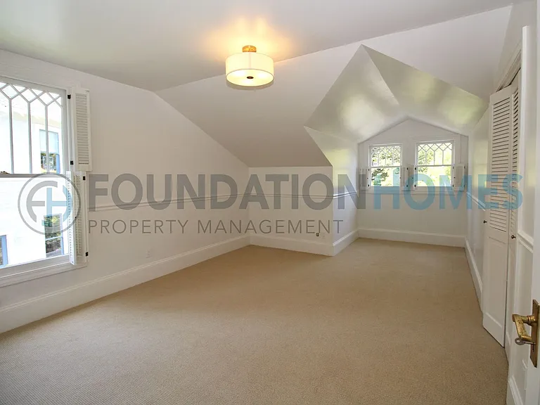 115 Lagunitas Rd — Photo 18