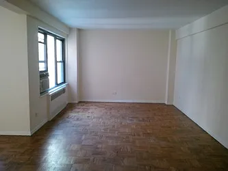 Rented by Classic Marketing- 530 Park1