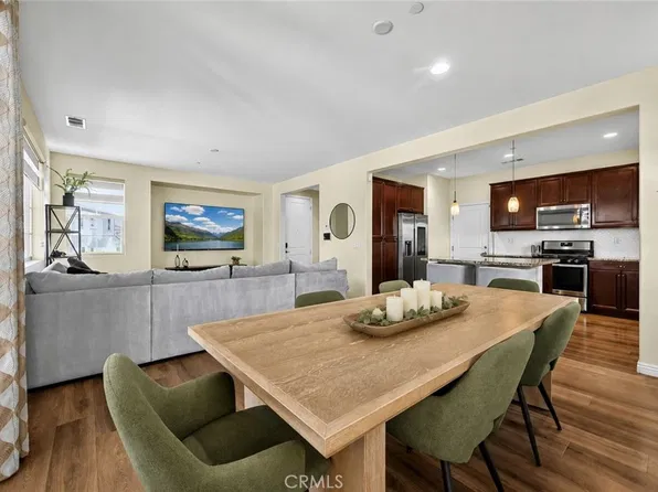 2841 Villa Catalonia Ct, Corona, CA 92881