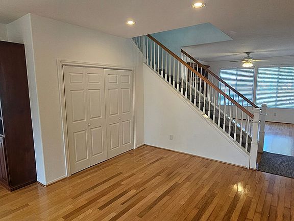 3rd image of 4126 Calle Mar De Ballenas