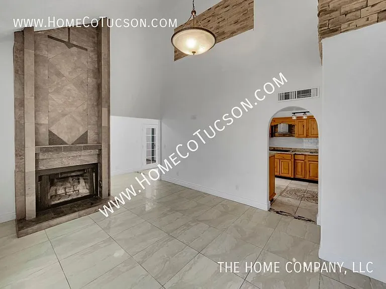 207 W Virginia St — Photo 5