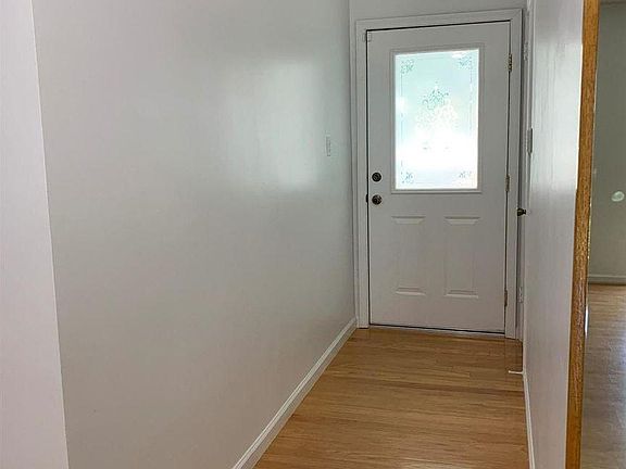 3rd image of 1514 Lorainne Ave