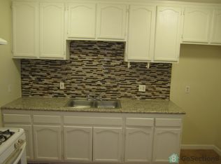 1759 W Century Blvd, Los Angeles, CA 90047
